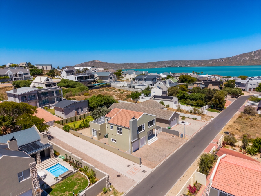 4 Bedroom Property for Sale in Myburgh Park Western Cape